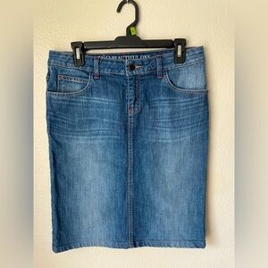 Women’s Denim skirt